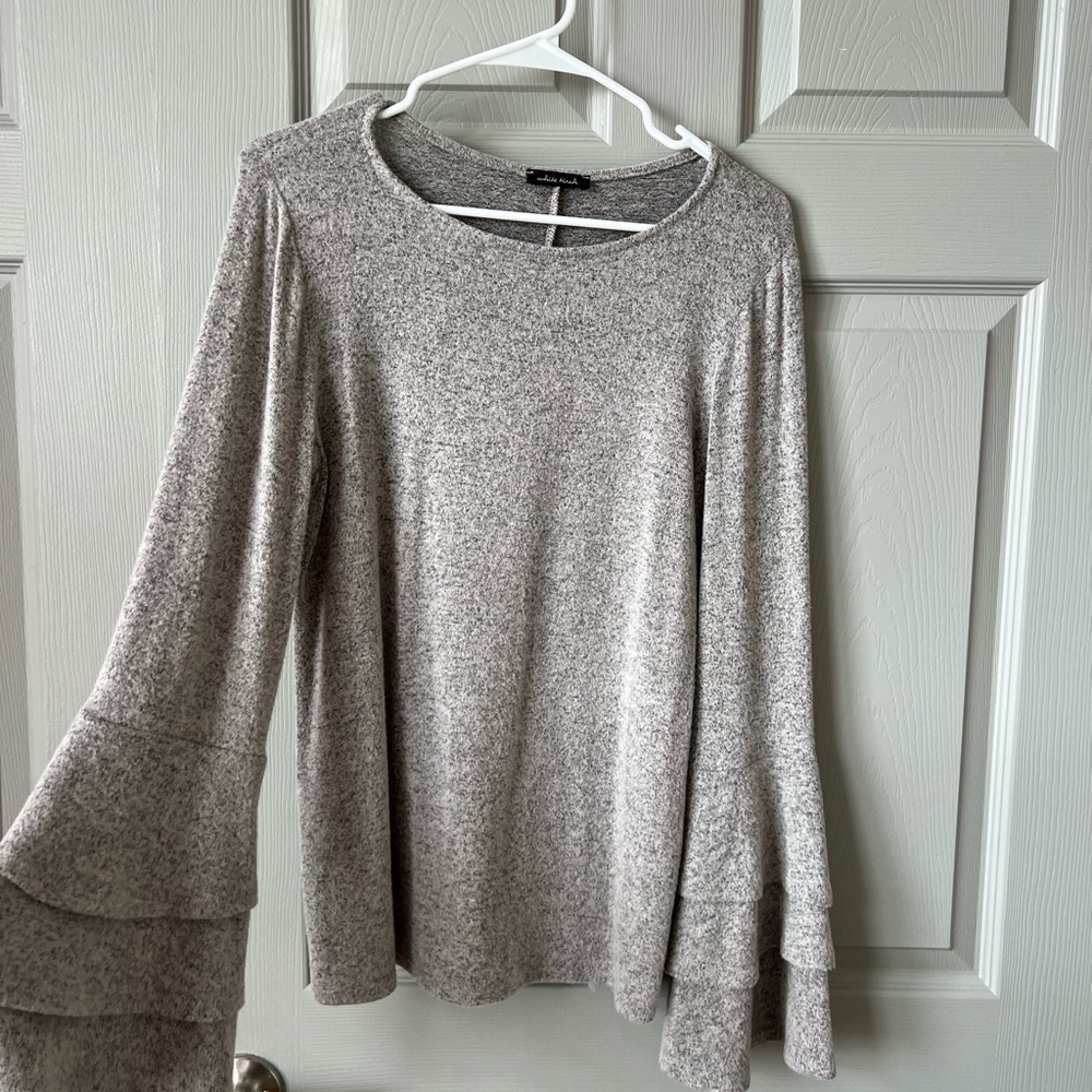 White Birch long sleeve (super soft) // Size Medium // Lightly used